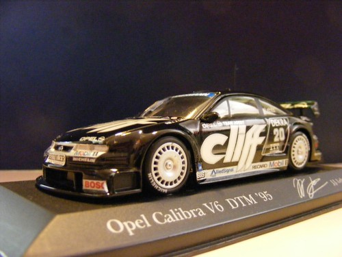 Minichamps 430954120 - 1:43,
